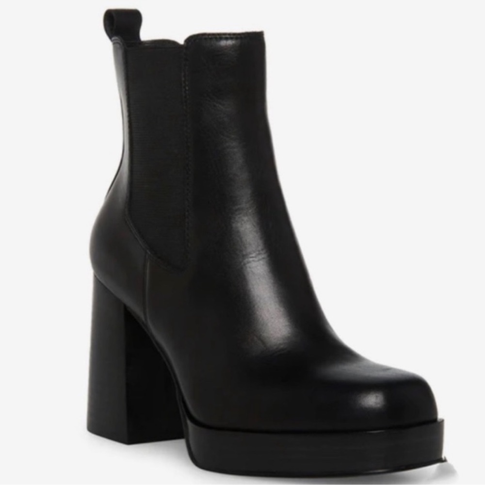 Steve Madden Expect Boot